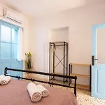 Katia's * Rhodes City